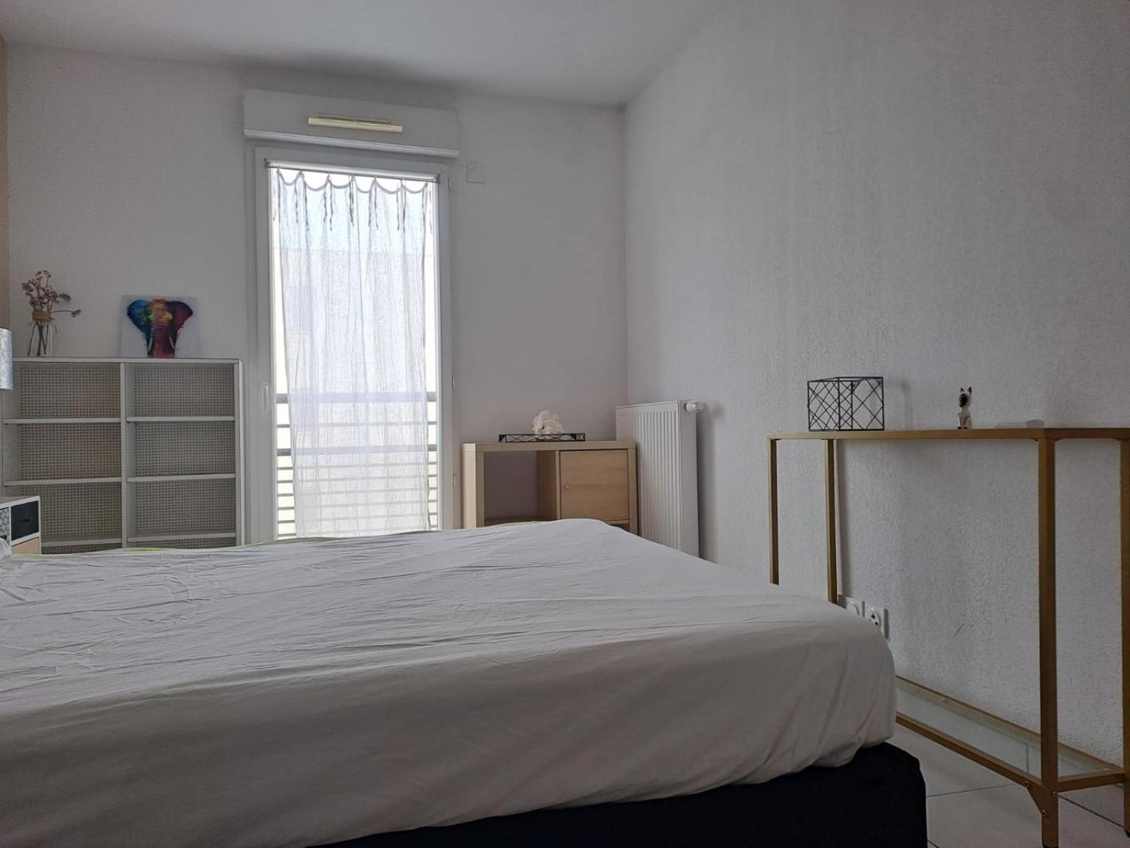 Appartement T2 Avec Terrasse, 5 Min De La Plage Fréjus Exterior photo